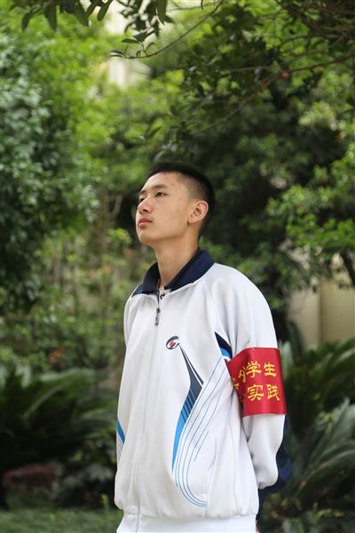 高2016级学生参加校内综合实践活动——高中部开展学生综合素质培养系列活动