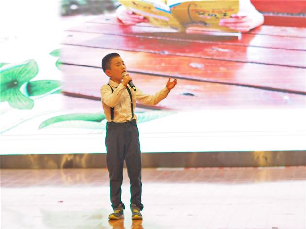 诵读中华经典营造书香校园——记棠外附小经典诵读比赛
