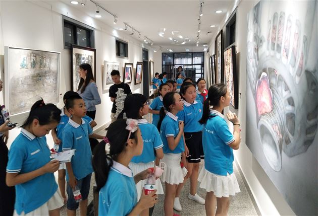 2018年棠外附小艺术游学活动之“走进西南民大艺术学院”