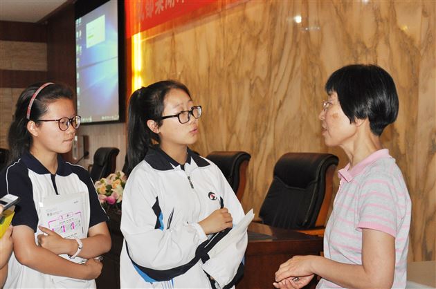 浙大教授带你“逛大学，聊专业”——棠外成功举办第十一期修身大讲堂活动