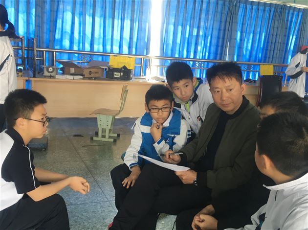 棠外初中机器人代表队获省赛一等奖并代表四川省参加全国总决赛