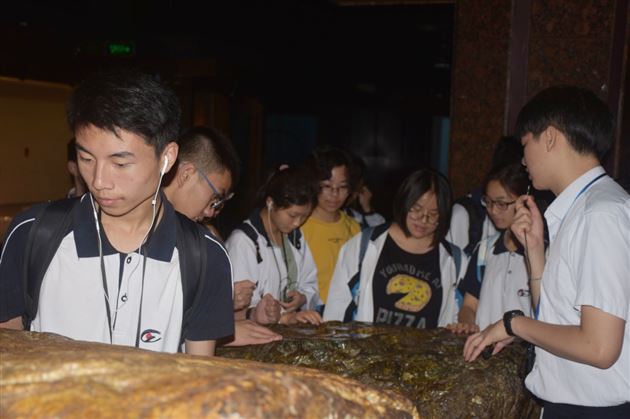 探古蜀文明提文化自信——高2016级前往广汉三星堆开展研学活动