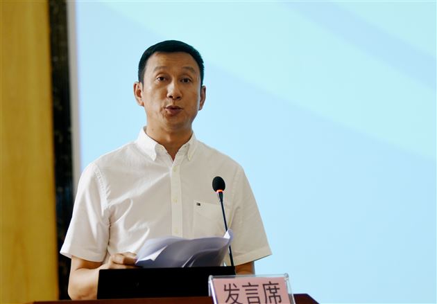 棠外党委在双流区校（园）长专题培训会议上做交流发言