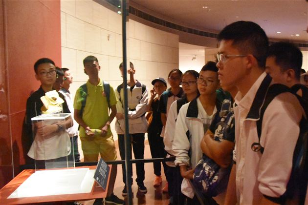 体悟蜀魂国魄对话金沙掌门——棠外高2017级师生金沙遗址“馆长开放日”研学报道