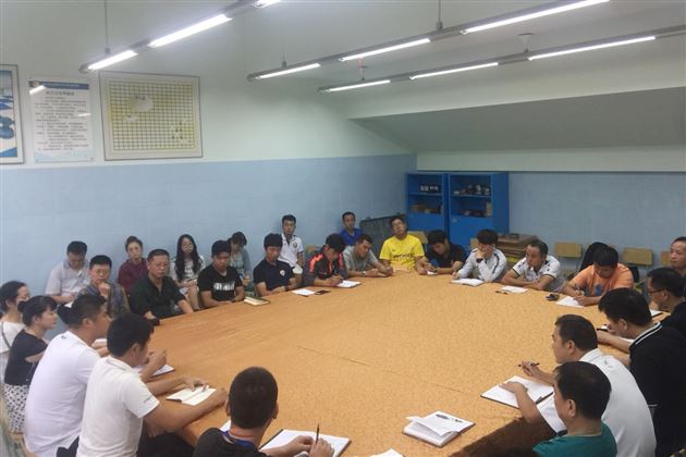 棠外初中2018-2019学年新学期足球班工作会