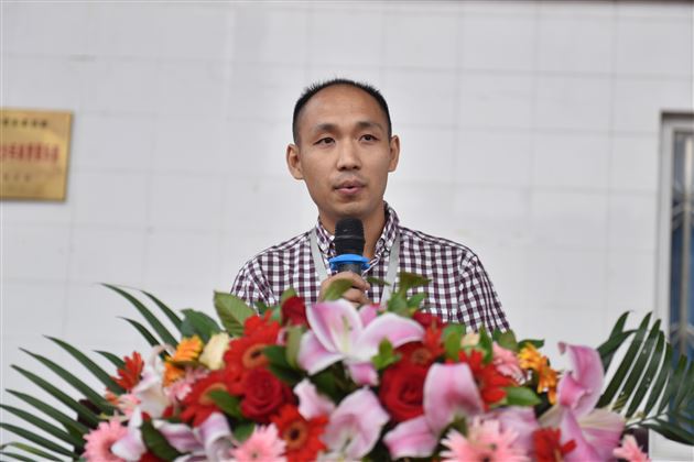 加油，向未来——棠外初中部隆重举行新学年开学典礼暨教师节庆祝表彰大会