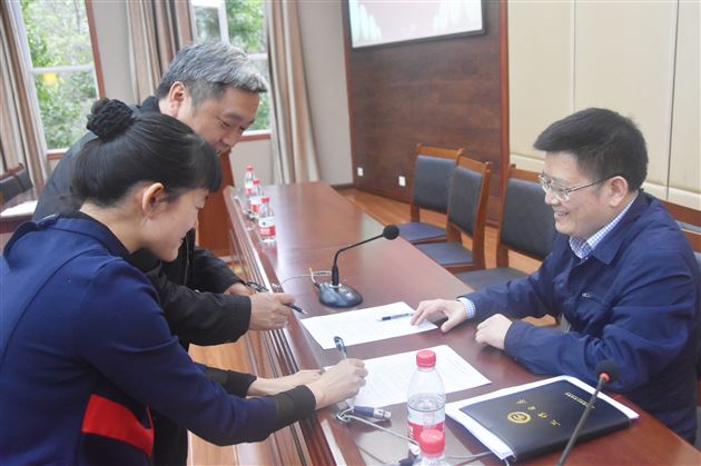 凝心聚力迎势起航——我校初2016级举行初三教育教学工作大会