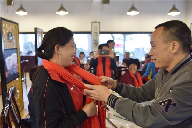 鹤发童颜再相逢便胜却人间无数——棠外重阳节敬老活动