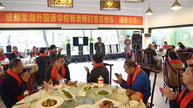 鹤发童颜再相逢便胜却人间无数——棠外重阳节敬老活动