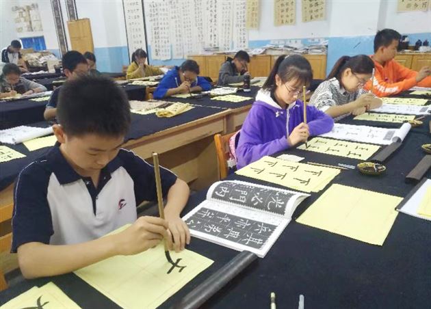 给孩子们教育的另一片自由天空——记我校初2018级第二课堂活动