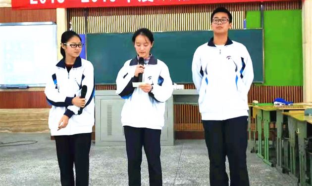 用英语讲述我们身边的故事——高二创新班开展主题为“DigitalStorytellingProject”的英语项目式学习成果展示及评比活动