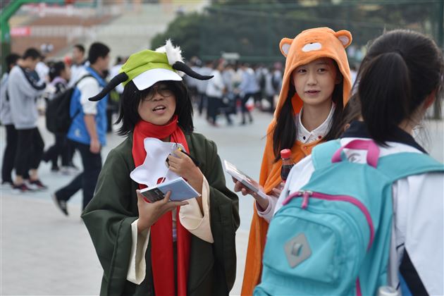 爱心恒久远义卖情无限——棠外第十五届师生爱心义卖活动