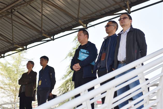 强体益智，足间竞技抒壮志尚德育人，绿荫挥汗塑风流——专家莅临我校开展四川省校园足球示范学校评审工作