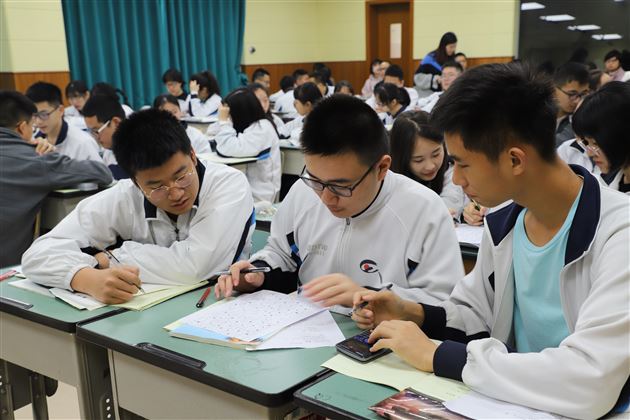 高二生物双流区教研活动暨“夏茂林名师工作室”活动在我校顺利举办