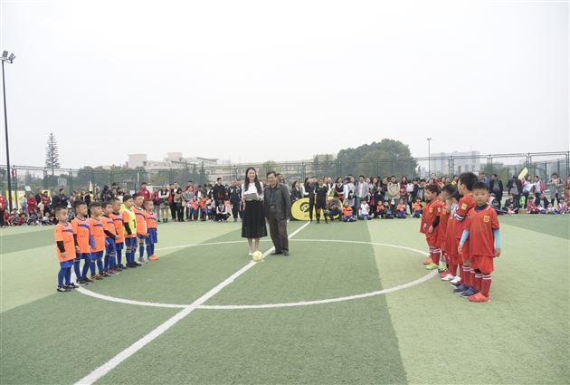 棠外实验幼儿园足球队再夺桂冠