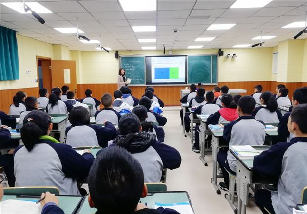 2018年双流区新教师展示课在我校举行