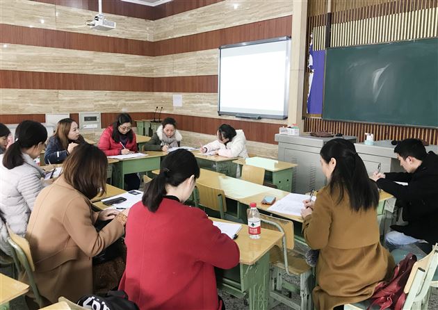 大连市西岗区特色教师来我校参观交流