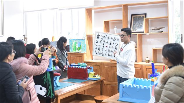 广东省连南县高级研修班成员来我校交流学习