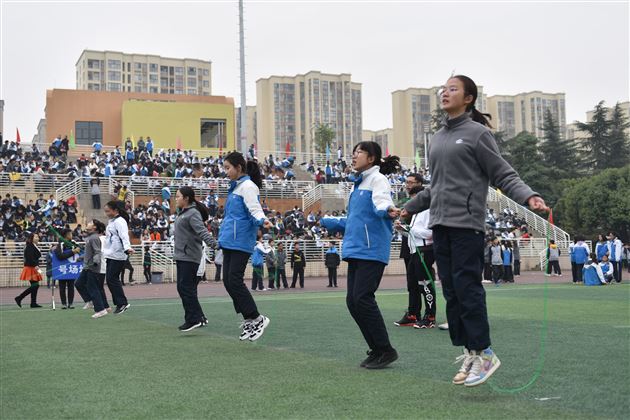 初中部第五届师生集体趣味运动会圆满落幕