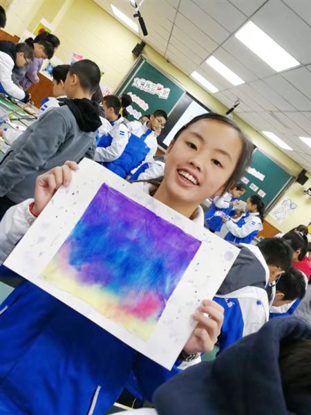 三尺讲台展功夫交流研讨促提升——巴中棠湖外国语学校音、体、美教师来我校参观交流