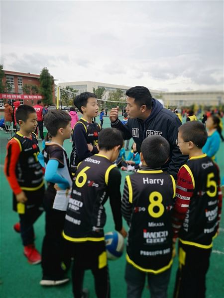 我校附小排球队参加双流区排球锦标赛获佳绩