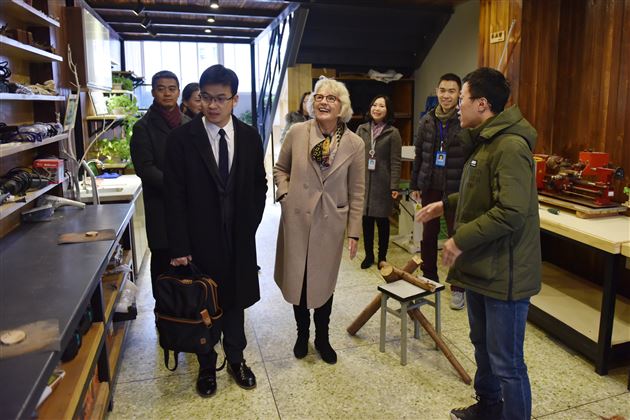 新西兰知名教育家Ms.JanFitz-Gerald一行来我校访问交流