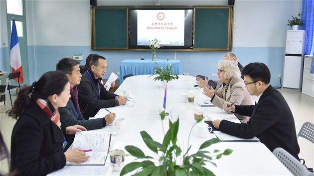 新西兰知名教育家Ms.JanFitz-Gerald一行来我校访问交流