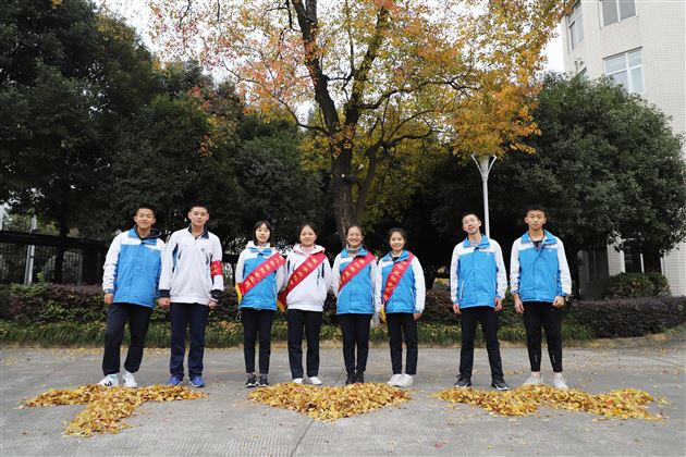 君子不惧用热诚之心抵御寒冬——高二3班开展校内社会实践活动