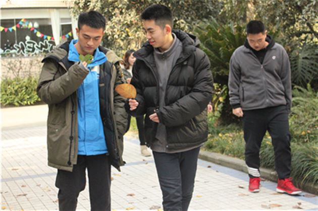 “叶”由“心声”——高2017级开展园艺心理团体辅导活动