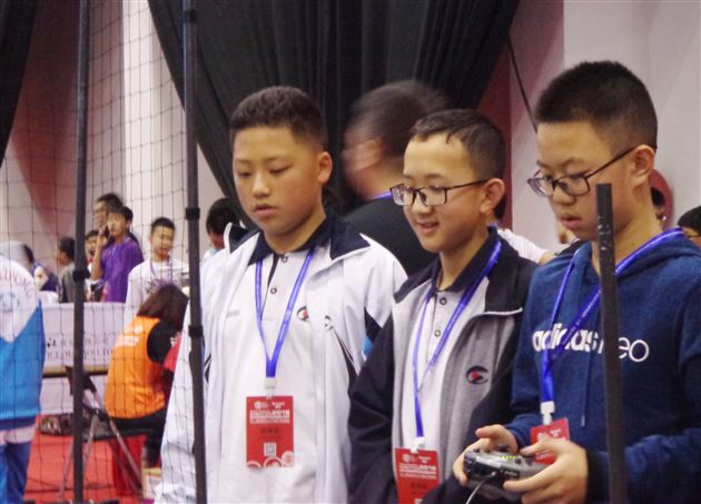 以梦为马，拼搏奋斗——记“VEX机器人”亚洲锦标赛棠外别样的收获