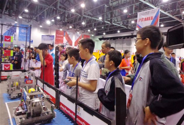 以梦为马，拼搏奋斗——记“VEX机器人”亚洲锦标赛棠外别样的收获