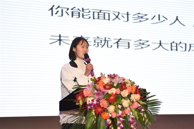 激励士气备战一诊——高2016级举行11月月考表彰暨一诊动员大会