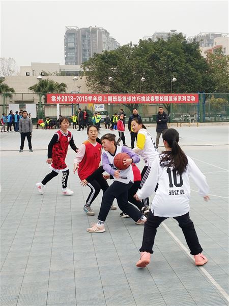 2018年成都市双流区中小学生篮球比赛在我校举行