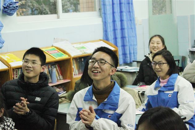 向梦想呐喊让生命起舞——高2016级开展“大学梦”团体辅导活动