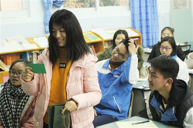 向梦想呐喊让生命起舞——高2016级开展“大学梦”团体辅导活动