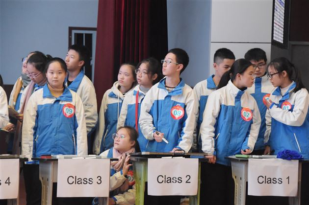 谁是Spelling之星——初2017级举办SpellingBee单词拼写大赛