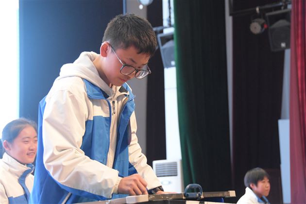 谁是Spelling之星——初2017级举办SpellingBee单词拼写大赛