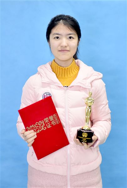我校在中国第十五届中小学校园影视节中再获三金