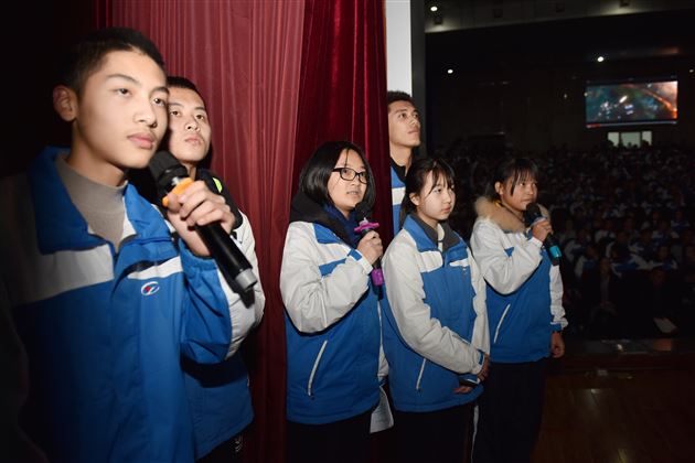 我校第16届外语文化节歌曲、配音展演活动圆满落幕——记高2018级外语文化艺术节系列展演活动