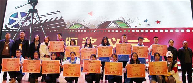 我校第16届外语文化节歌曲、配音展演活动圆满落幕——记高2018级外语文化艺术节系列展演活动