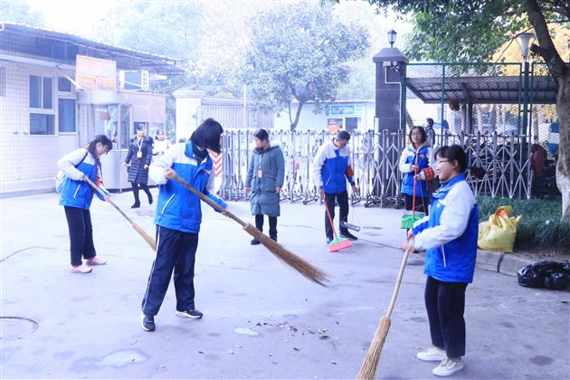 人生在勤惟得美好——高2018级5班校内社会实践活动纪实