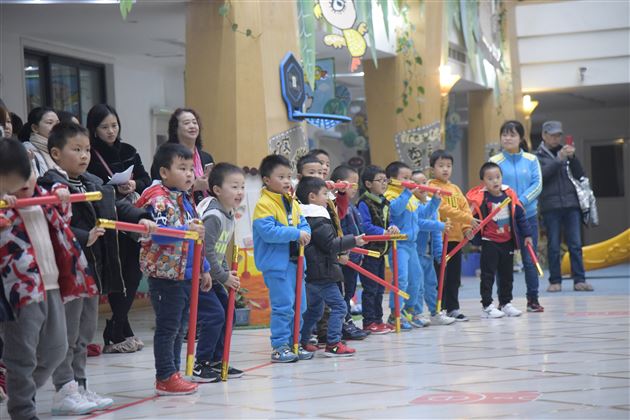 走进幼儿园走近孩子——幼儿园开展家长开放日活动