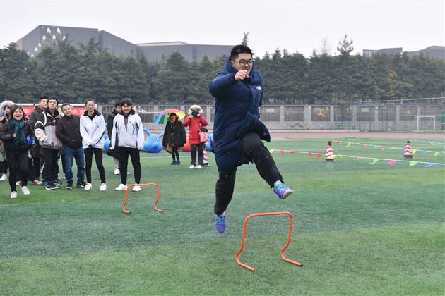 我们一起High翻天——棠外国际部“加油吧，Family”亲子运动会暨2018年终表彰大会实录