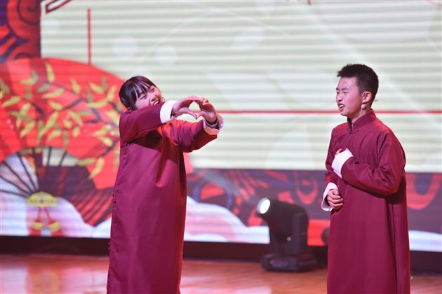 舞有鸾凤影羽衣蹁跹贺岁旦   弦和时代音奏响青春呈芳华——棠外2018年校园艺术节展演暨2019年新年文艺联欢晚会隆重举行