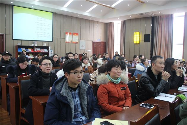 青蓝共成长  幸福同守望