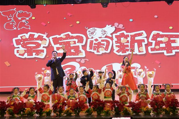 棠宝闹新年 民俗展风采