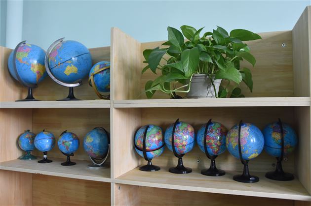 优雅的环境带来美丽的心情——我校初中部开展“文明办公室”评比活动