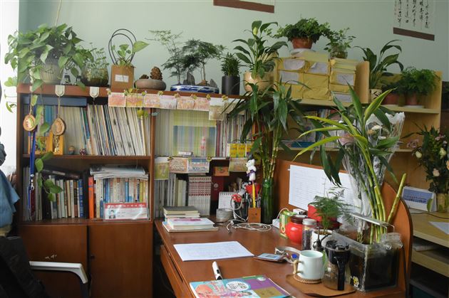 优雅的环境带来美丽的心情——我校初中部开展“文明办公室”评比活动