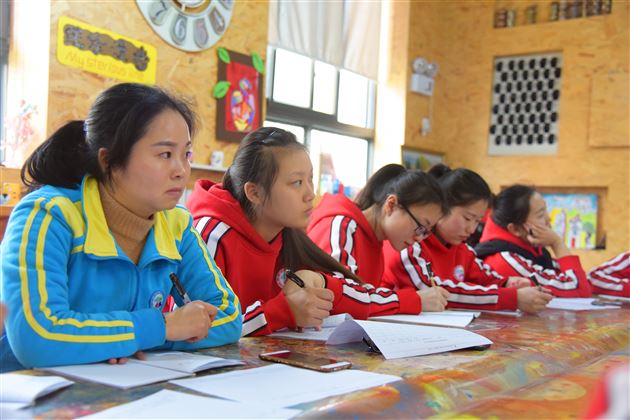 我校实验幼儿园开展传染病防控培训