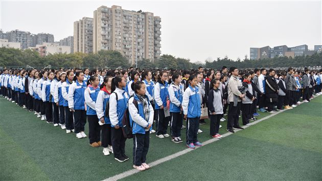 强化安全意识 筑牢生命防线——我校开展师生公寓应急逃生疏散演练
